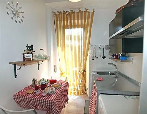 Alojamento de Acomodação e Pequeno-almoço Roma Gianicolense Acomodação com café da manhã